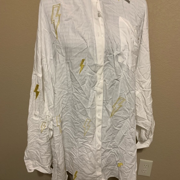 Torrid-DROP SHOULDER BUTTON-FRONT TOP - LIGHTNING WHITE - Picture 4 of 14